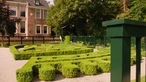 Das Bild zeigt den ummauerten Renaissancegarten Prinsentuin.