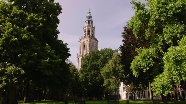 Das Bild zeigt die Martinikirche in Groningen.