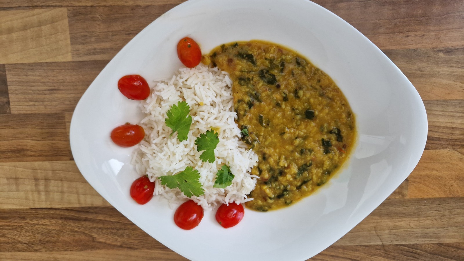 Service Essen und Trinken – Dal Palak – indisches Linsencurry mit ...