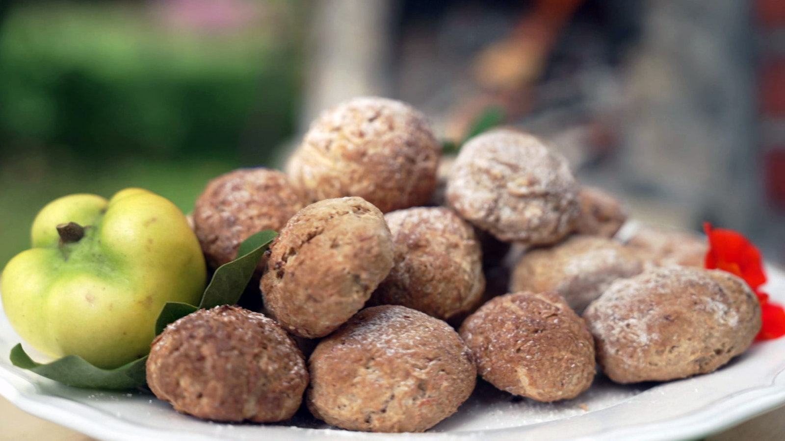 Süße Brötchen mit Früchten - Rezepte - Rezepte - Verbraucher - WDR ...