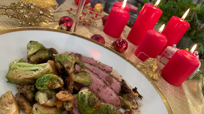 Martina und Moritz stellen ein Weihnachtsgericht vor: Knusprige Entenbrust mit geröstetem Rosenkohl