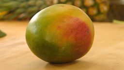 Eine Mangofrucht