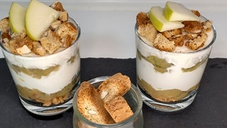 Quarkdessert mit Apfelkompott