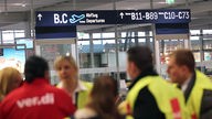 Streik des Sicherheitspersonals am Flughafen Köln/Bonn