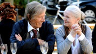 Horst Janson und Eva-Maria Hagen 2011 bei den Dreharbeiten für den Fernsehfilm "Liebe mit Nebenwirkungen"