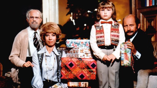 Familie Hoppenstedt unterm Weihnachtsbaum