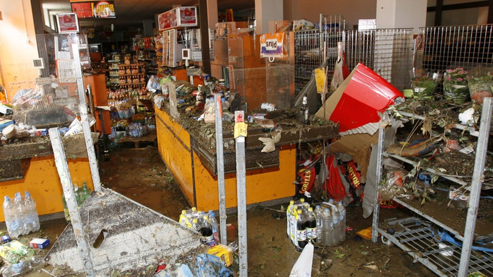 Fotochronik: Hochwasser an Lippe und Emscher - Extras - Wetter - WDR